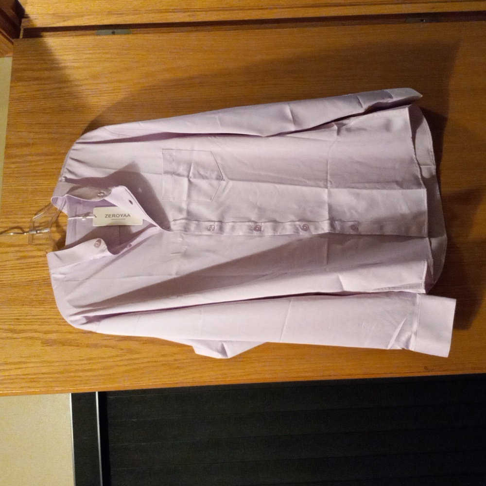 😊Mens Long Sleeve purple zeroyaa dress shirt Size large 95% poly 5 spandex